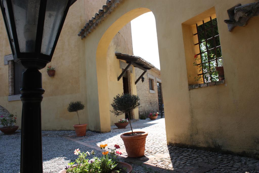 Santa Severina Azienda Agrituristica Biologica Il Querceto מראה חיצוני תמונה