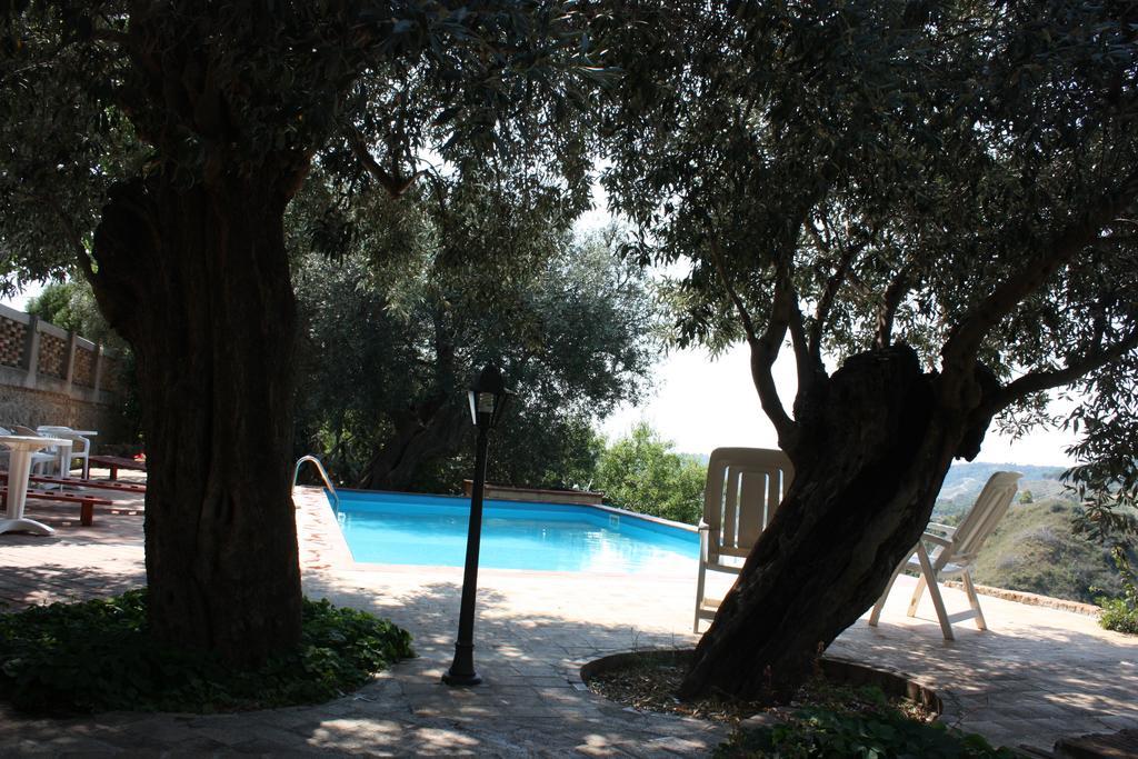 Santa Severina Azienda Agrituristica Biologica Il Querceto מראה חיצוני תמונה