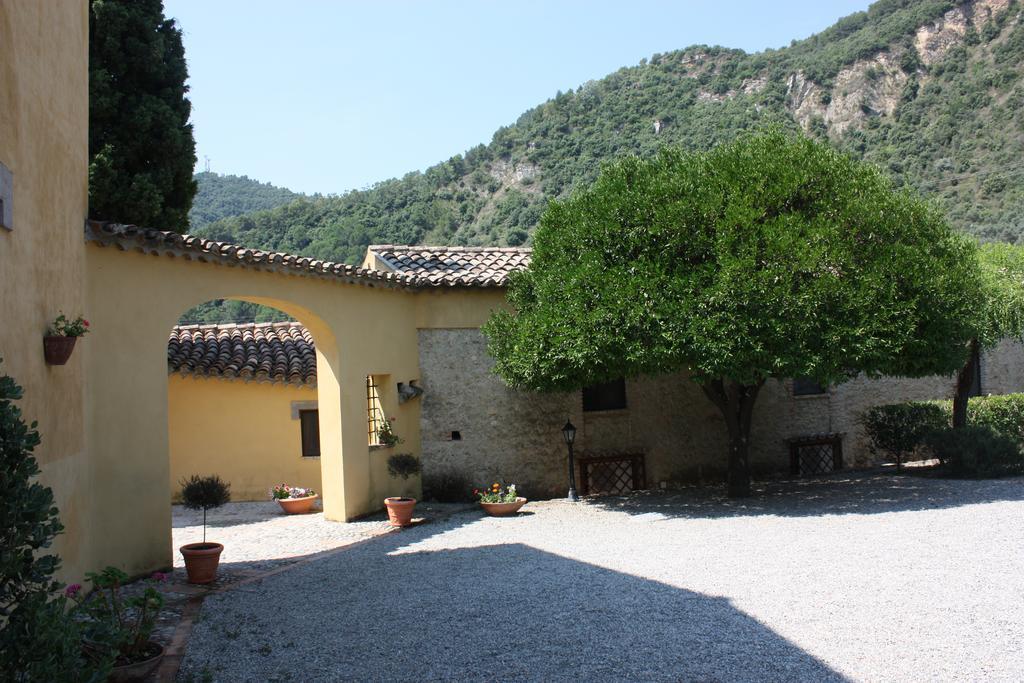 Santa Severina Azienda Agrituristica Biologica Il Querceto מראה חיצוני תמונה